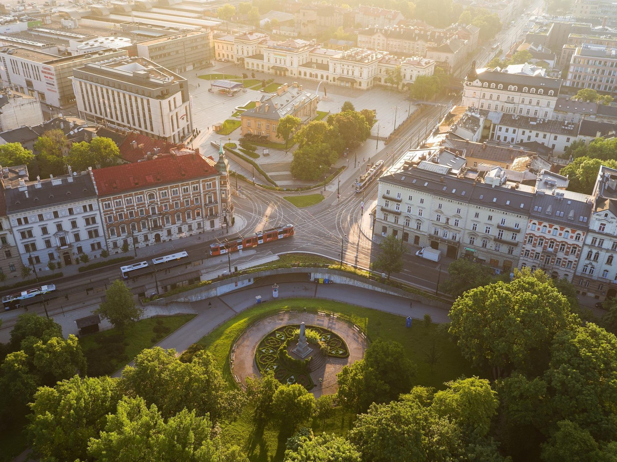 Central Palace Krasków Exteriör bild